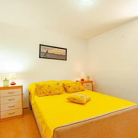 With Parking Space Orebic, Peljesac - 4552 דירה אורביץ