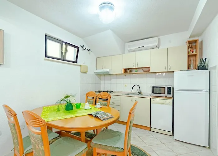Apartman With Parking Space Orebic, Peljesac - 4552 *